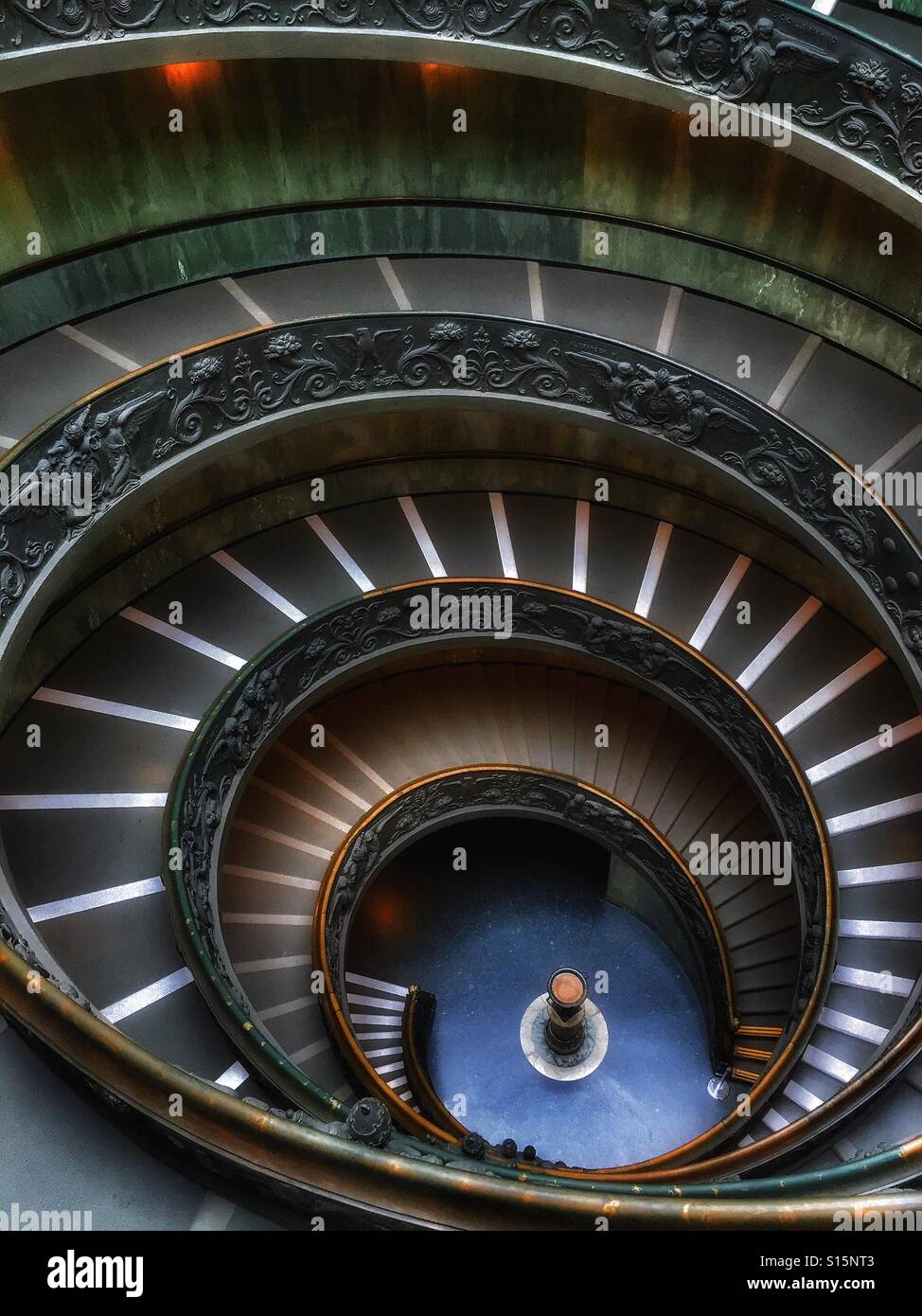 L'escalier en spirale dans le musée du Vatican à Rome, Italie. Banque D'Images