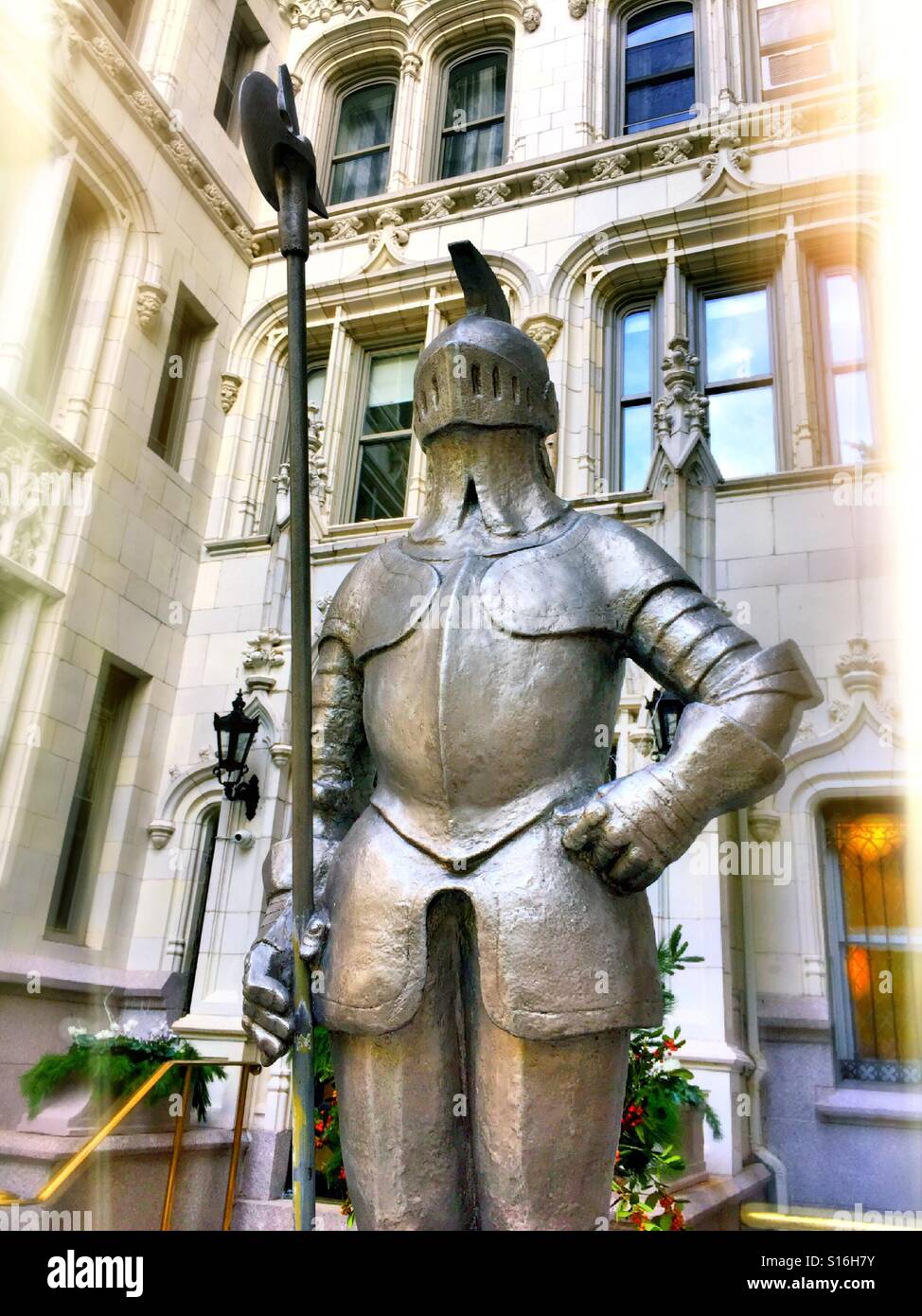 Chevalier en armure statue, NEW YORK USA Banque D'Images