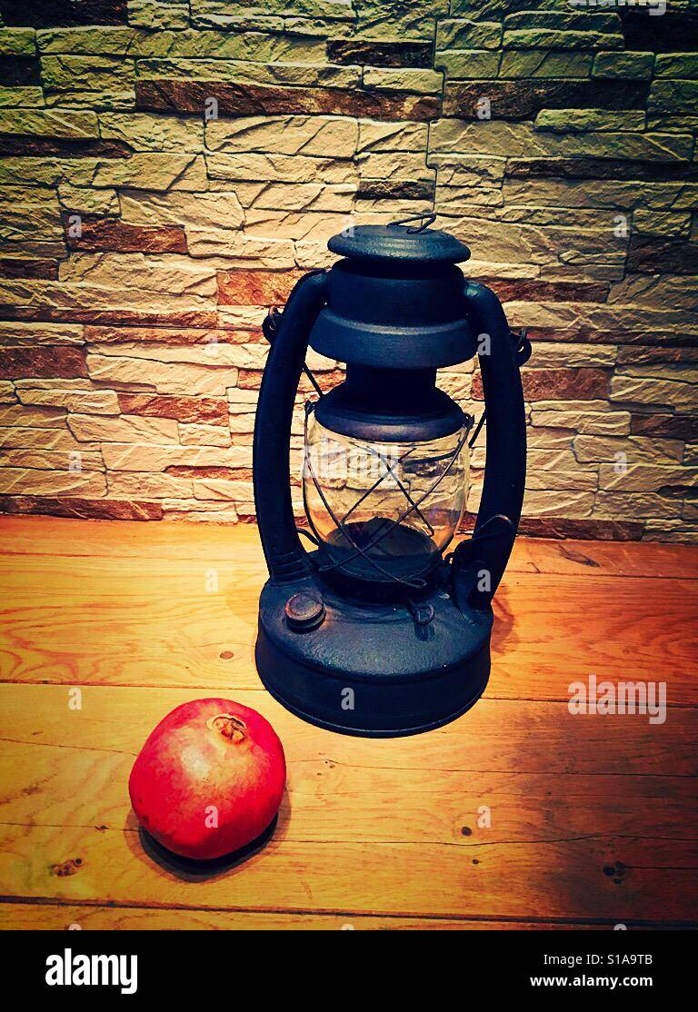 Huile de grenade Banque de photographies et d’images à haute résolution