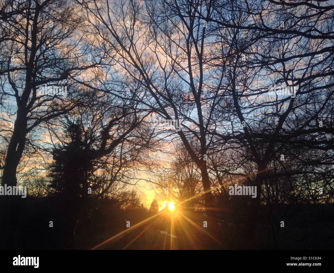 Un coucher de soleil au Royaume-Uni. Banque D'Images