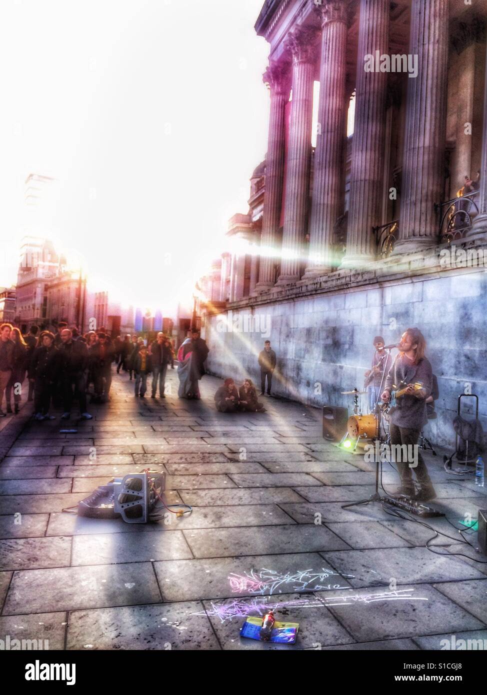 Arts de la scène de rue, Trafalgar Square, Londres - Image de stock capturée avec un smartphone