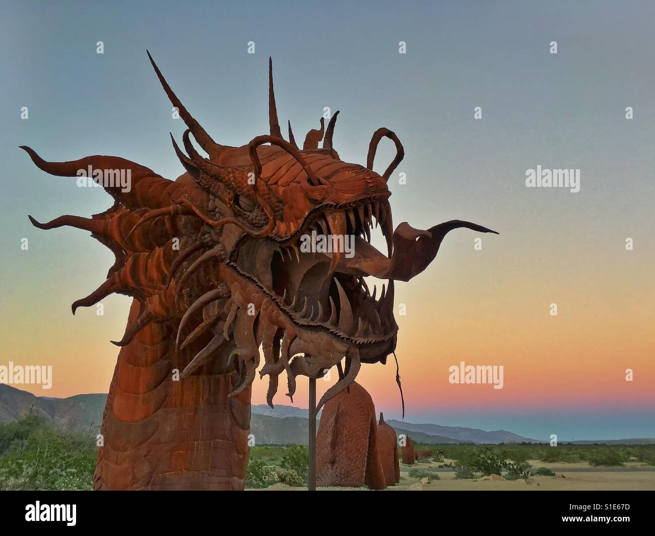 Outdoor Sculpture du désert au coucher du soleil à Borrego Springs, California, USA. Banque D'Images