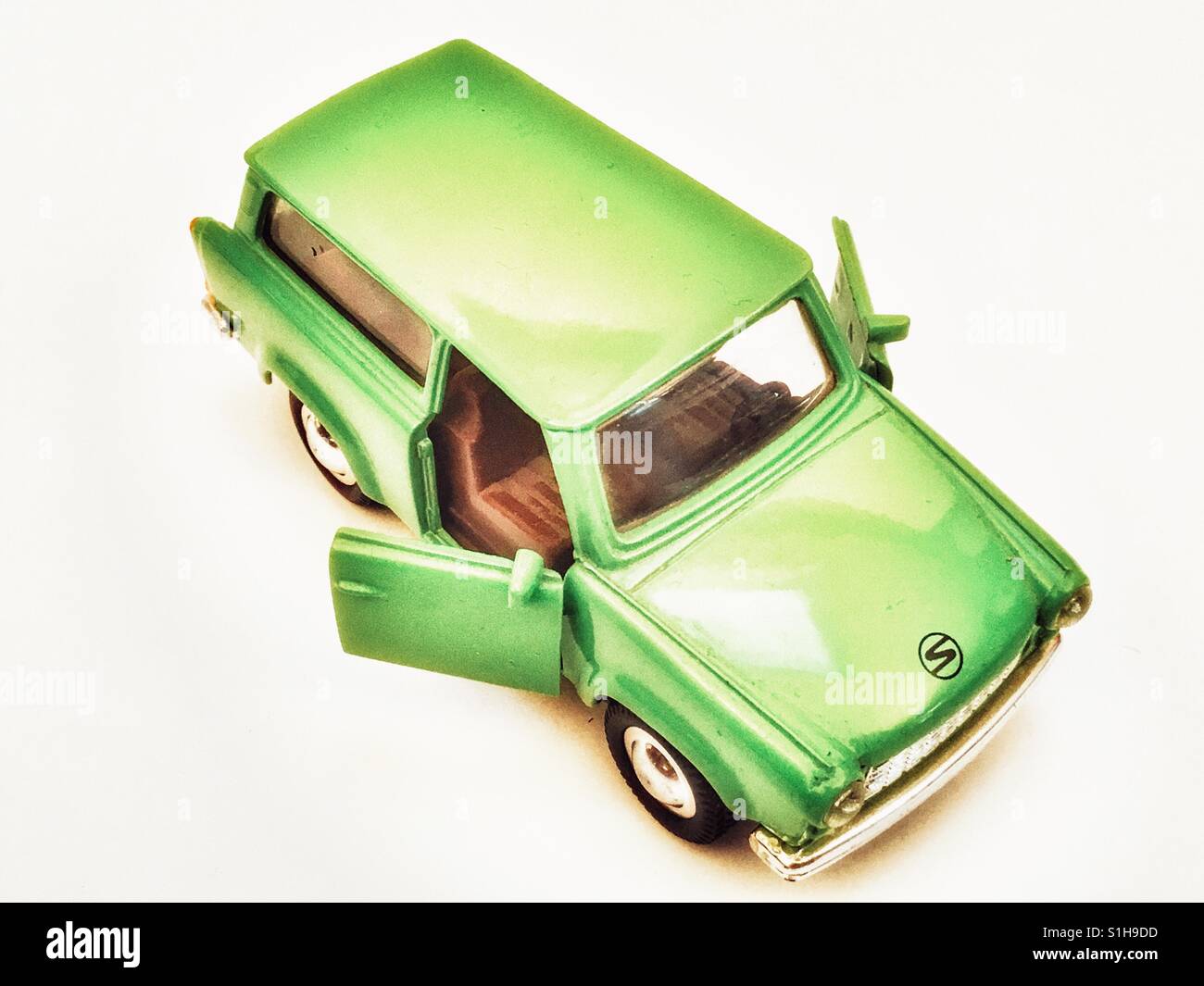 Jouet voiture de Trabaut - Image de stock capturée avec un smartphone