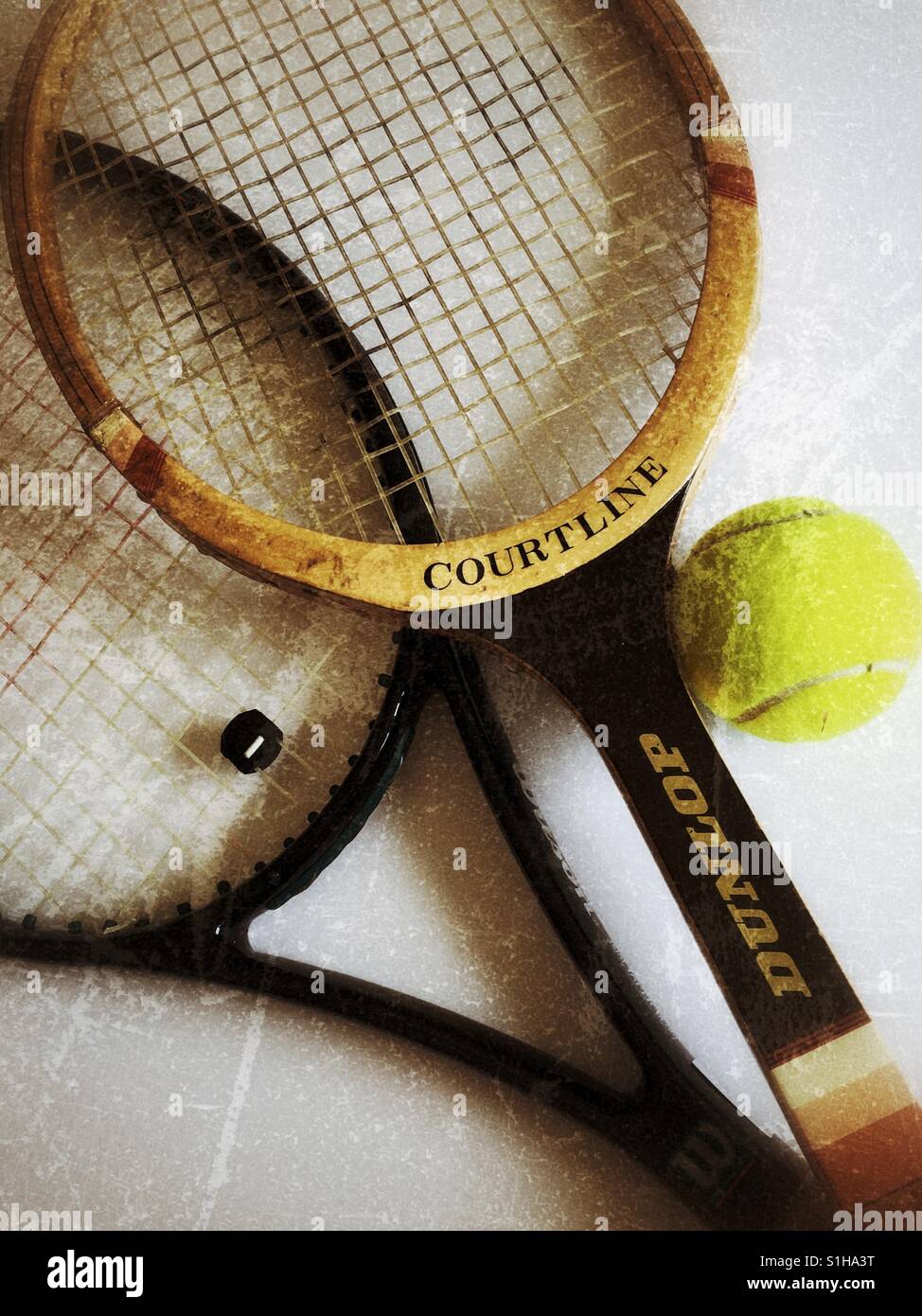 Ancien cadre raquette de tennis bois vintage - Sport & Plein air