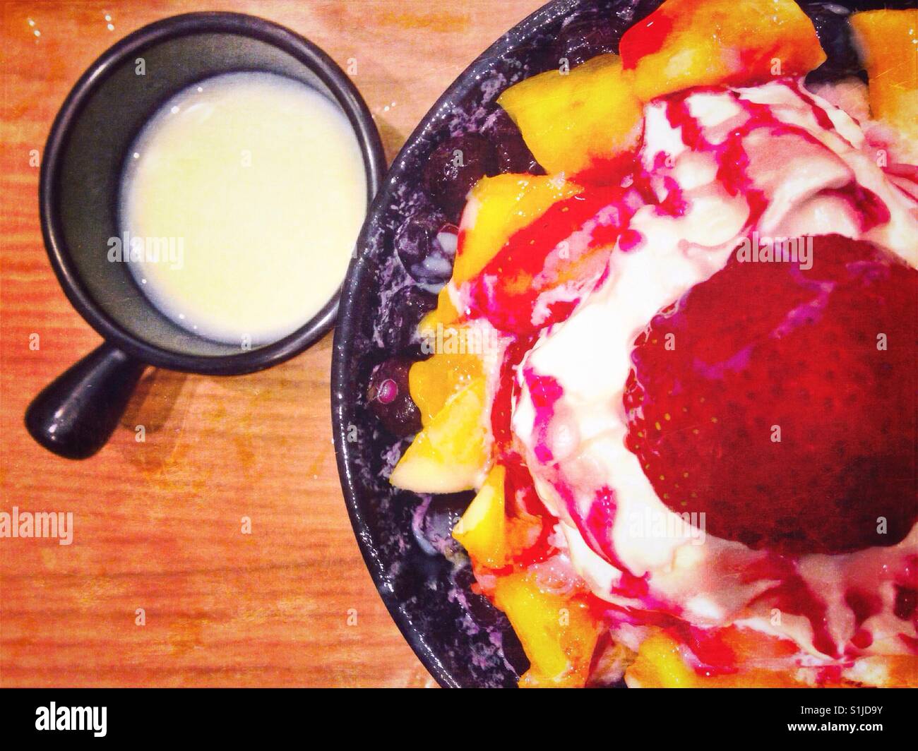 Bingsoo fruits mélangés. Banque D'Images