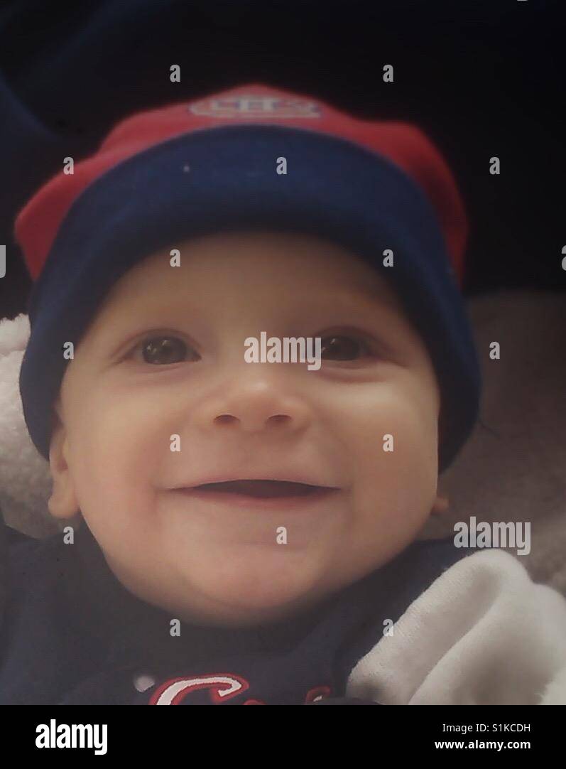 Happy smiling baby boy âgé de 5 mois. Banque D'Images