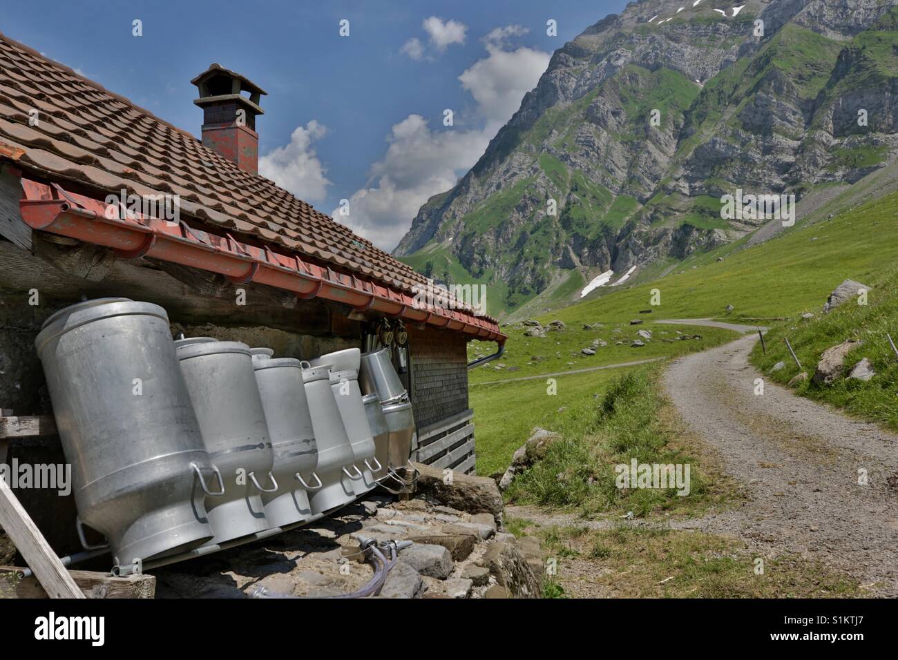 Scenic Dairy Cottage Alpes Suisses Banque D'Images