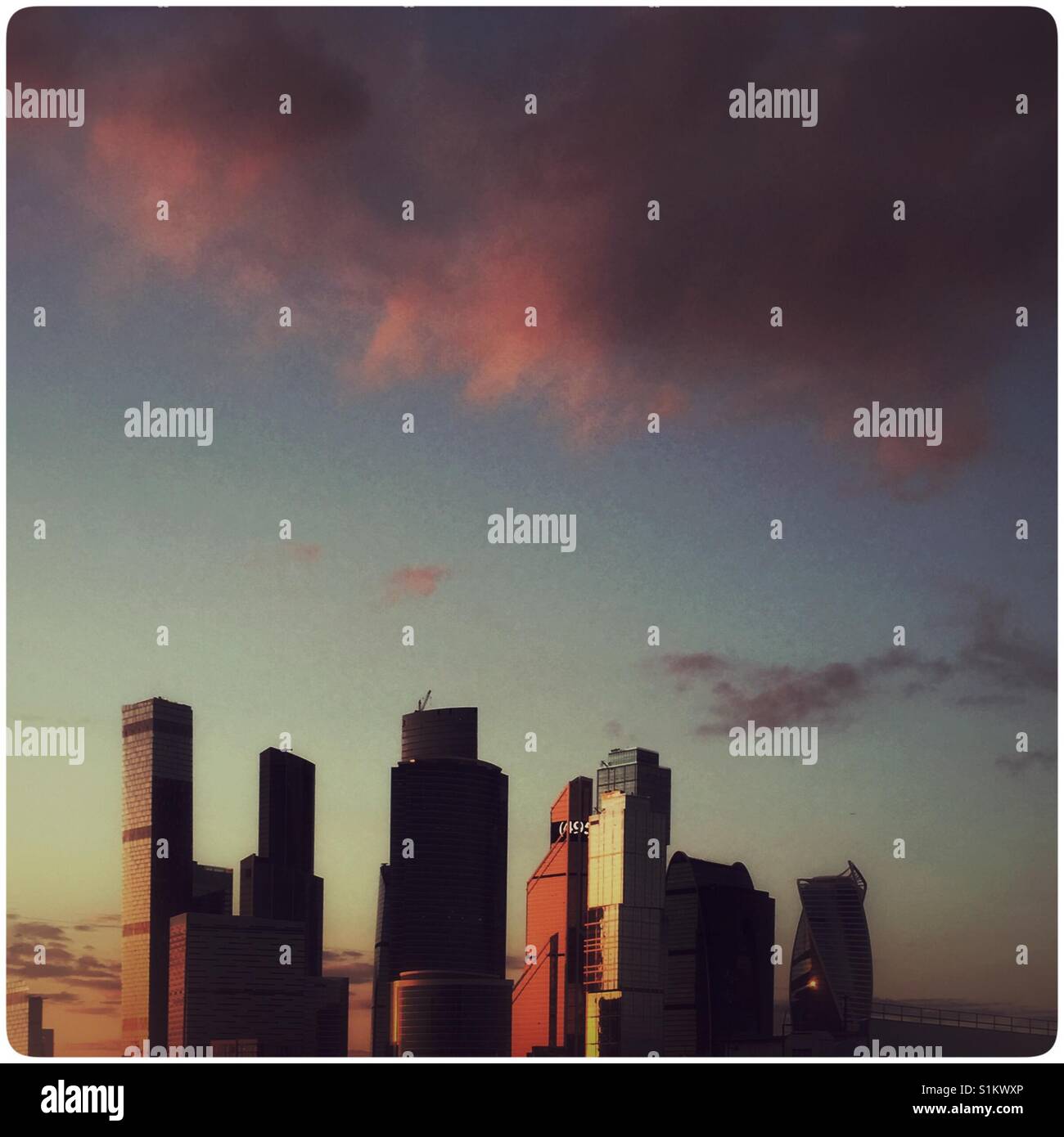 Centre d'affaires de la ville de Moscou au coucher du soleil Banque D'Images