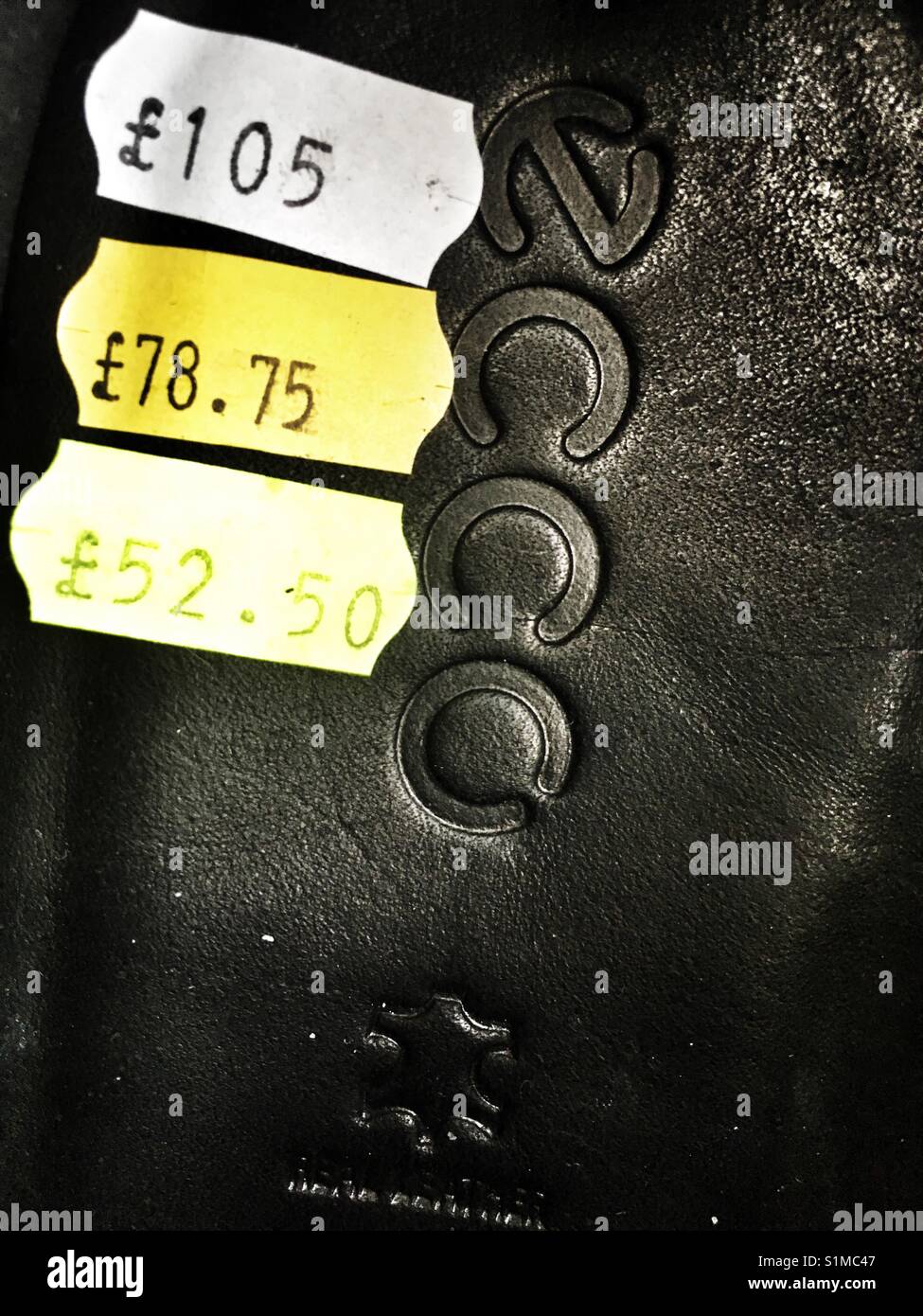 Les chaussures Ecco Les réductions de prix Photo Stock - Alamy