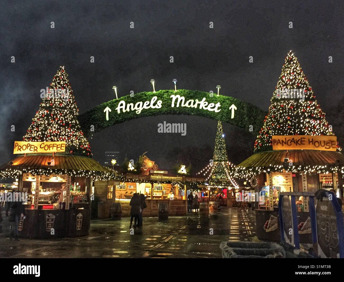 Winter wonderland christmas market Banque de photographies et d’images