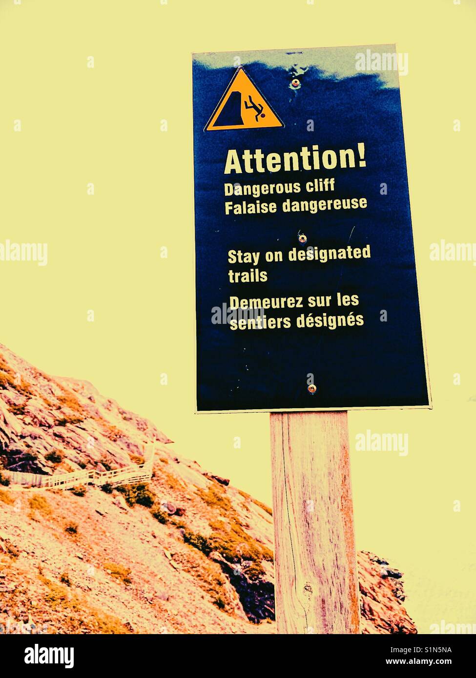 Falaises dangereuses sign Banque D'Images