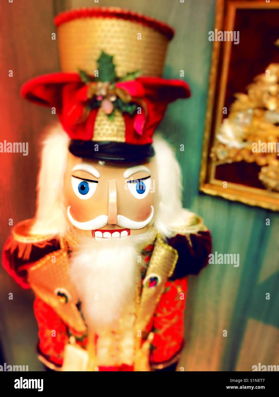 En bois décoratif Casse-noisette, USA - Image de stock capturée avec un smartphone