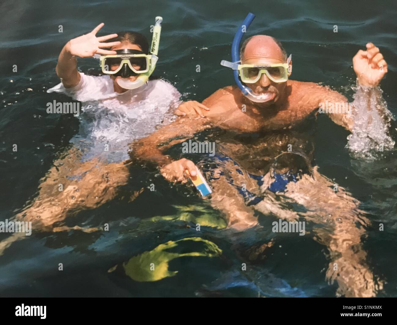 Les amis en vacances en Australie plongée sous-marine Banque D'Images