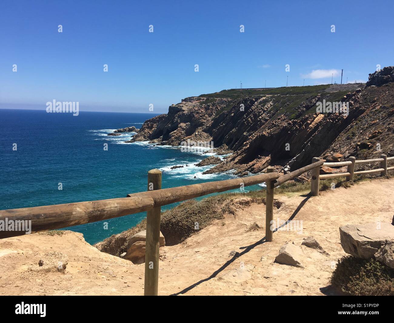 Sea Cliff dans sa - belle journée ensoleillée - maison de vacances promenades d'essai Banque D'Images