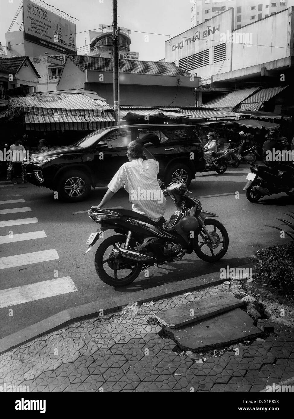 Ngom Pha lao à Saigon. - Image de stock capturée avec un smartphone