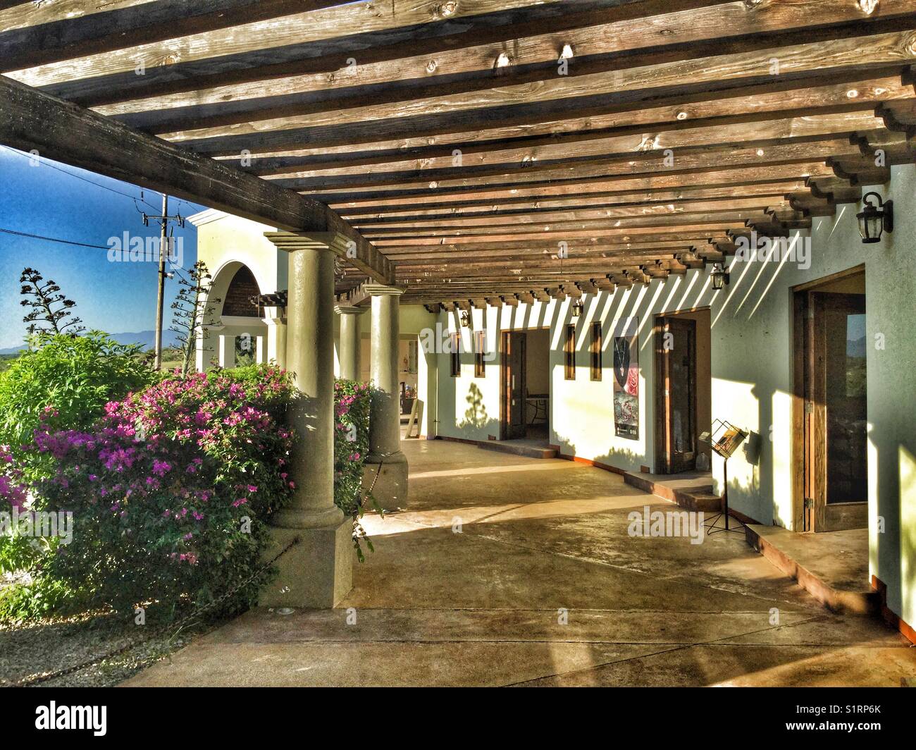Marché artisanal en plein air au Tropique du Cancer dans la région de Baja California, au Mexique. Banque D'Images