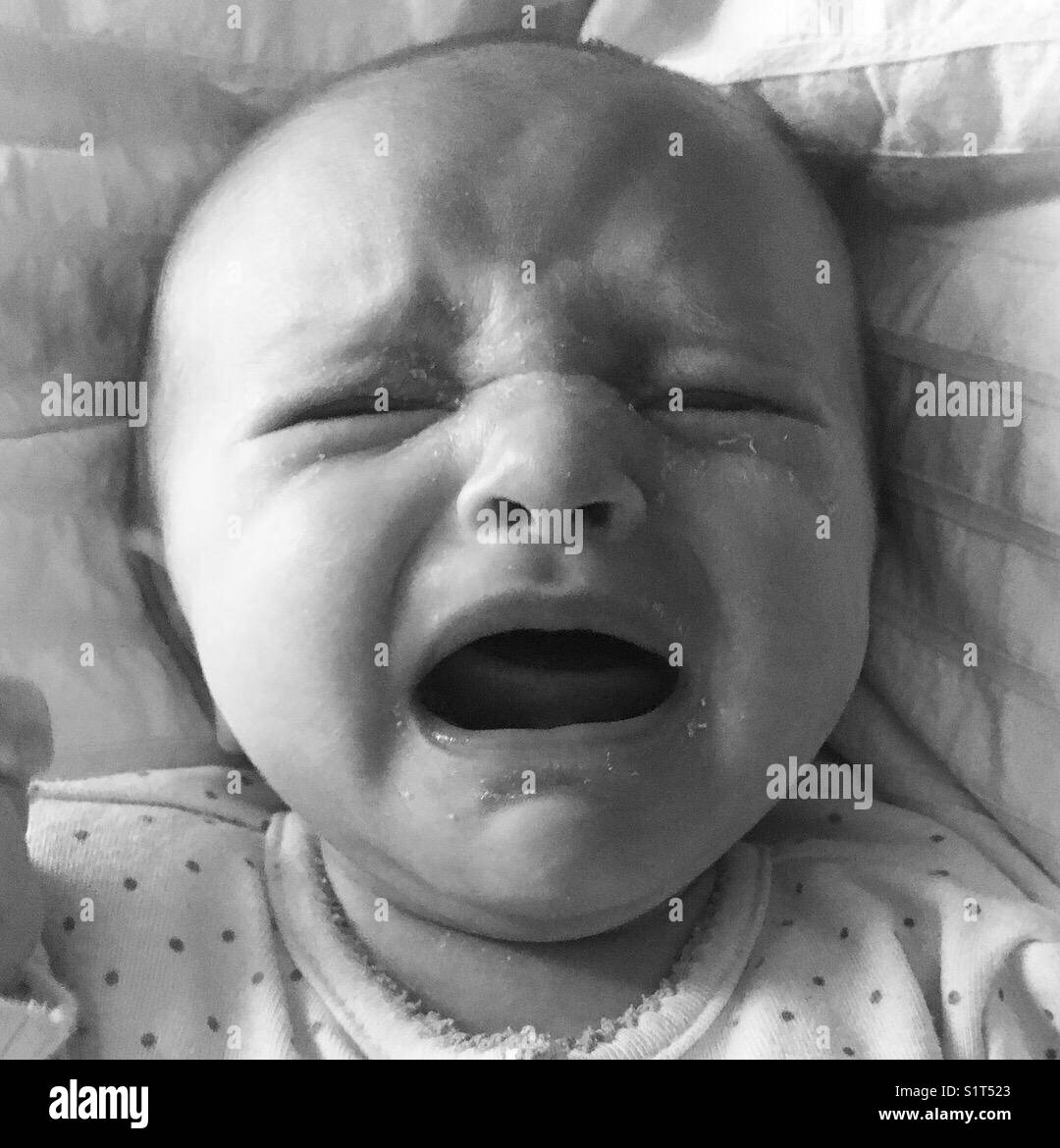 bébé qui pleure Banque D'Images