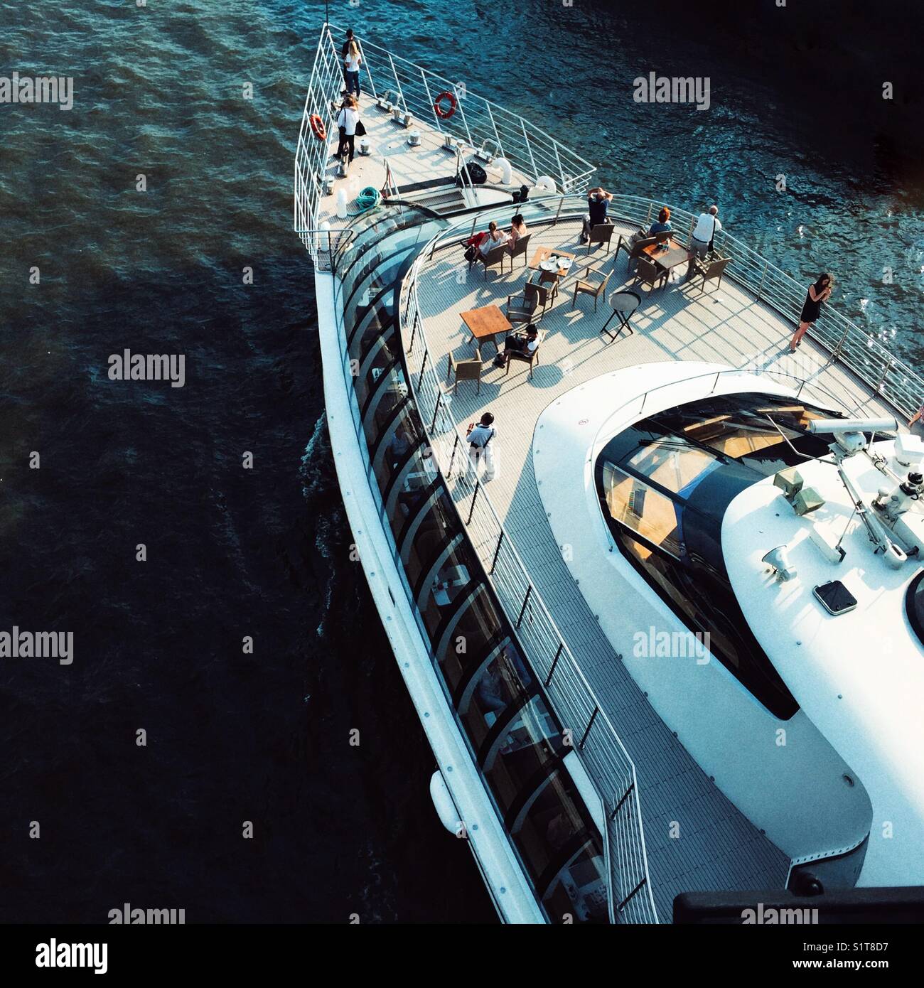 Loisirs été canotage sur la rivière Moskova Banque D'Images