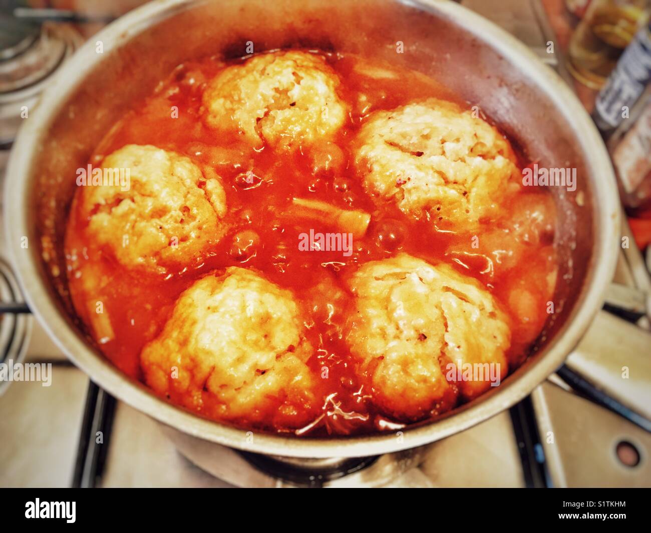 Ragoût de boeuf et de raviolis - Image de stock capturée avec un smartphone