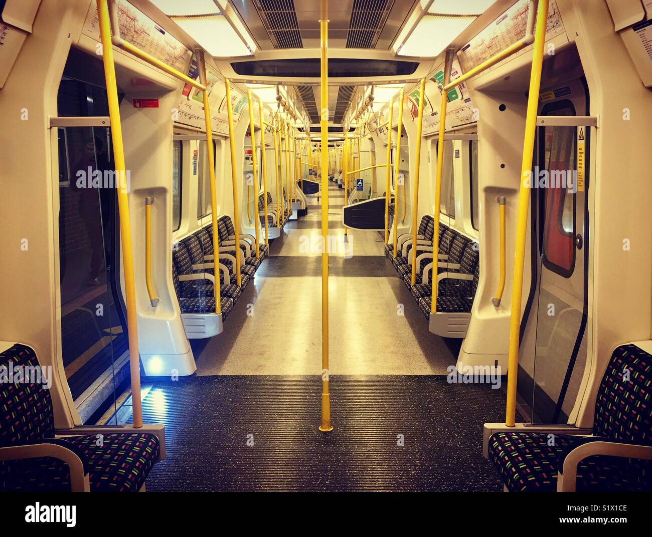 Transport train vide. Banque D'Images