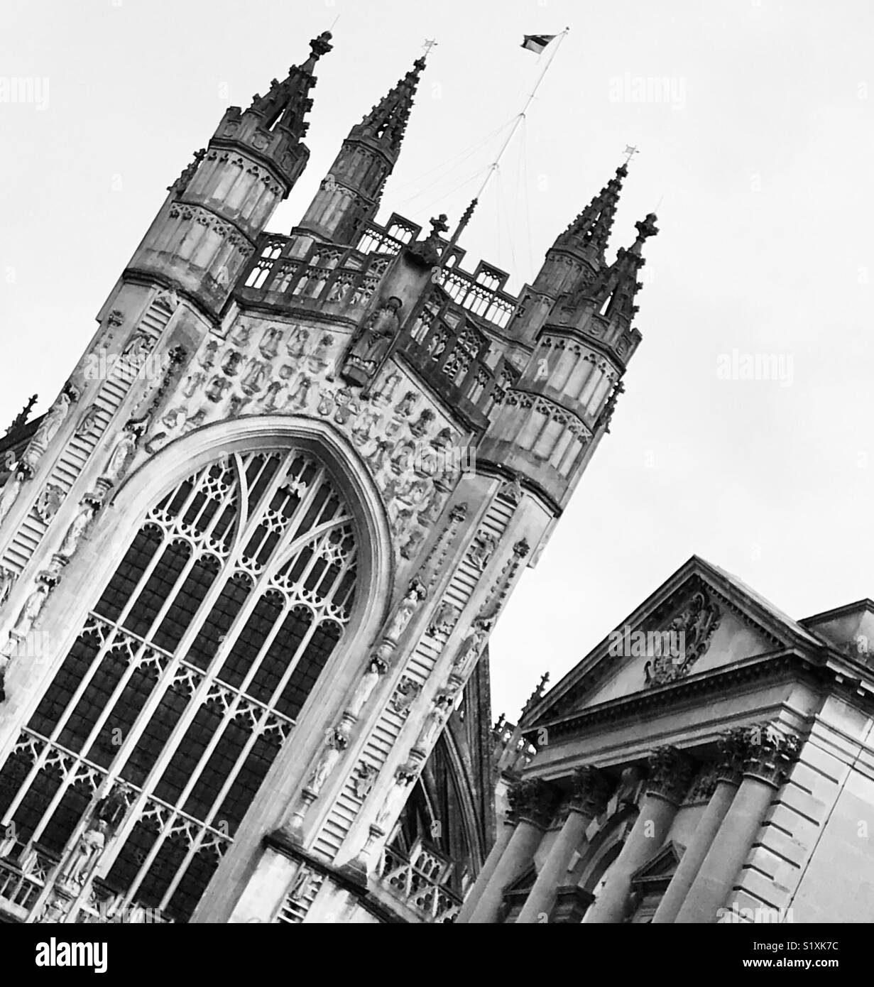L'Abbaye de Bath et les Thermes en noir et blanc Banque D'Images