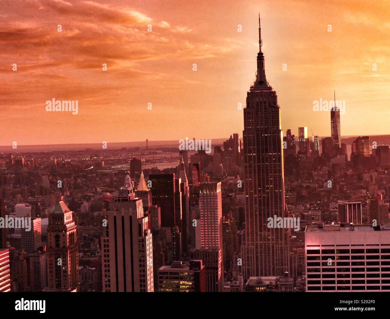 New York skyline at sunset, New York City, USA - Image de stock capturée avec un smartphone