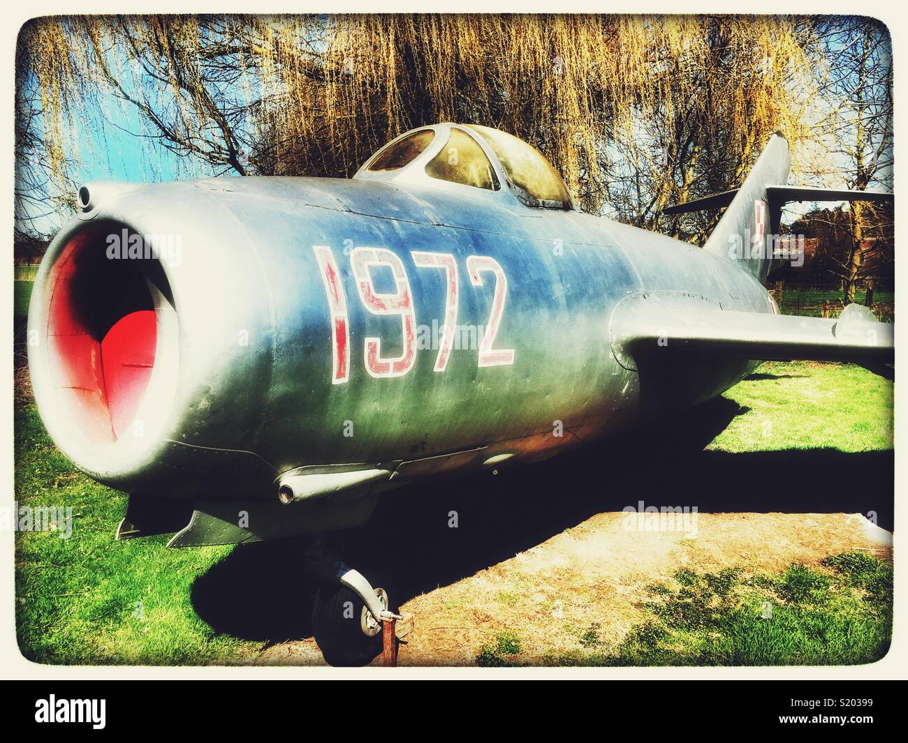 Mig-15 russe construit des avions de combat à réaction - Image de stock capturée avec un smartphone