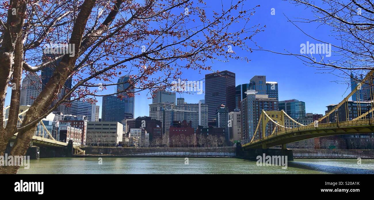 Ville de Pittsburgh dans le ressort de l'nothshore trail. Banque D'Images