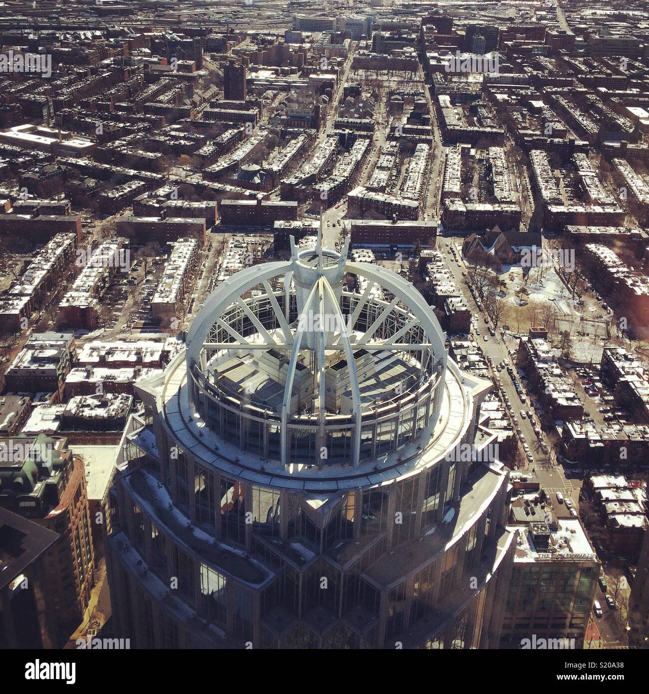 Le dôme à châssis ouvert en haut de 111 Huntington Avenue, Prudential Center, Boston, Massachusetts, United States Banque D'Images