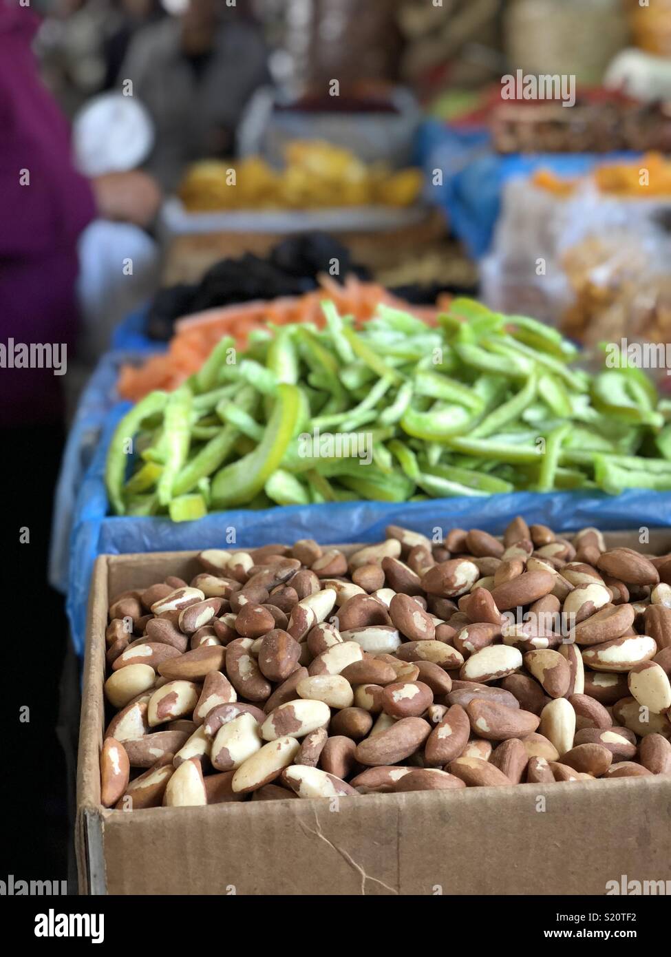 Les aliments locaux pour la vente au marché de Cusco Banque D'Images