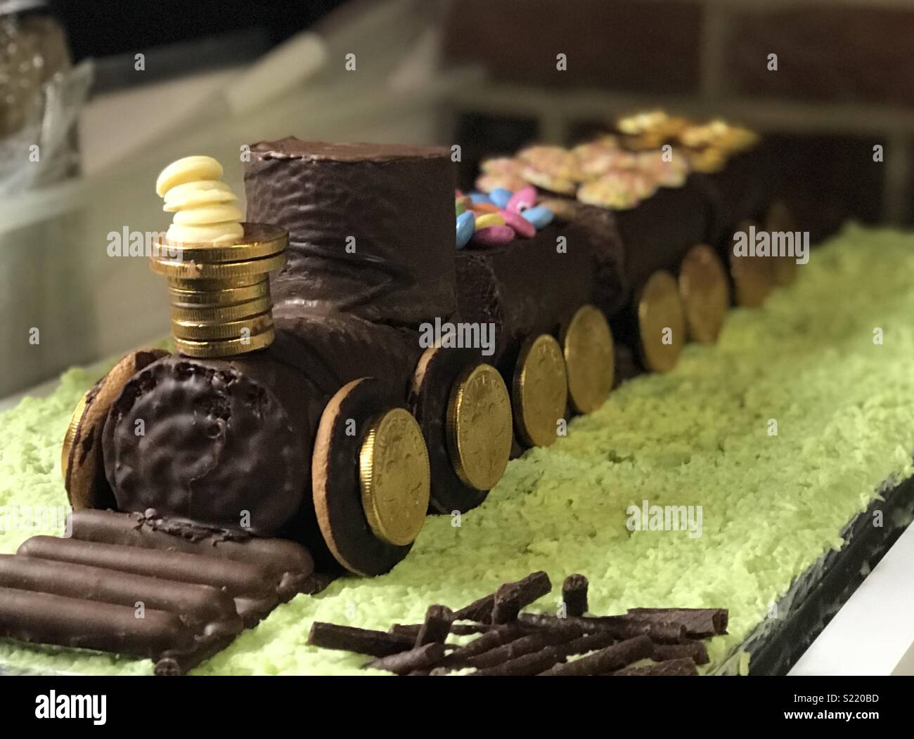 Entierement Faits Maison Gateau Train Comestibles Photo Stock Alamy