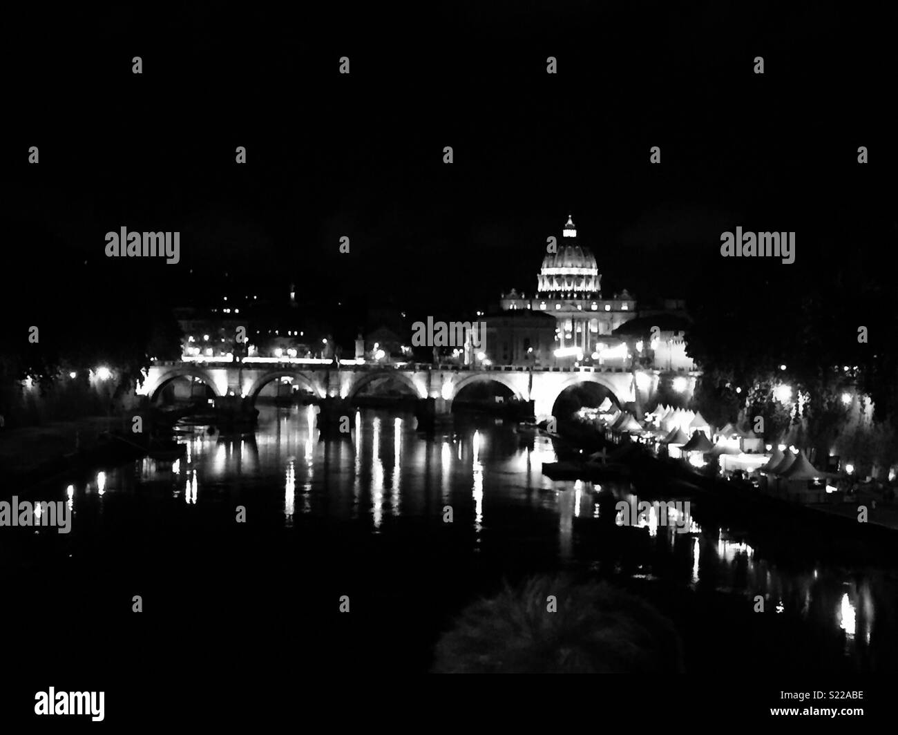 Vatican par nuit (noir et blanc) Banque D'Images