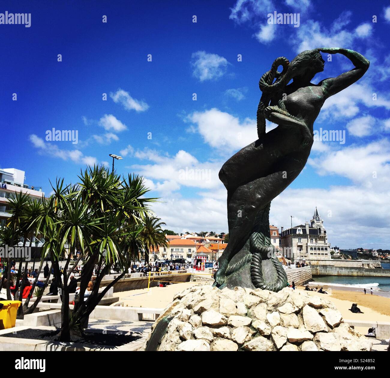 Statue de bord de mer à Cascais, Portugal Banque D'Images