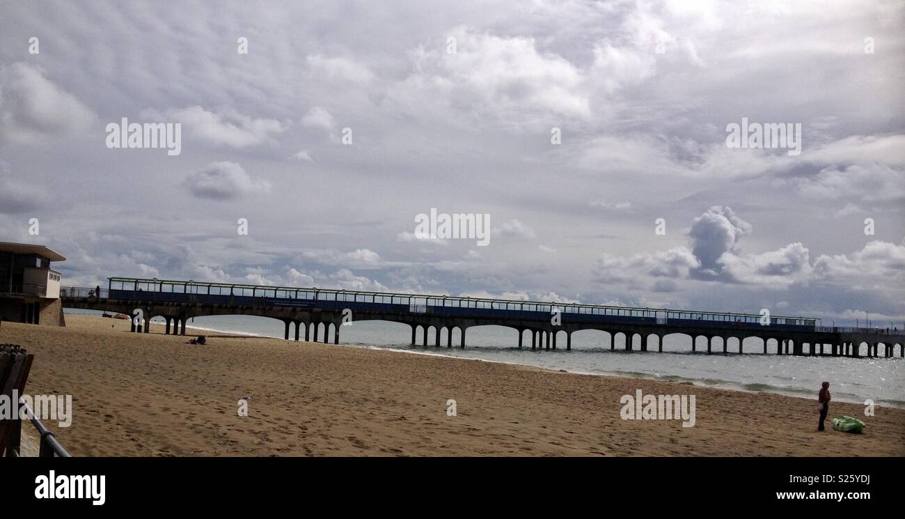 La plage de Bournemouth pier - Image de stock capturée avec un smartphone