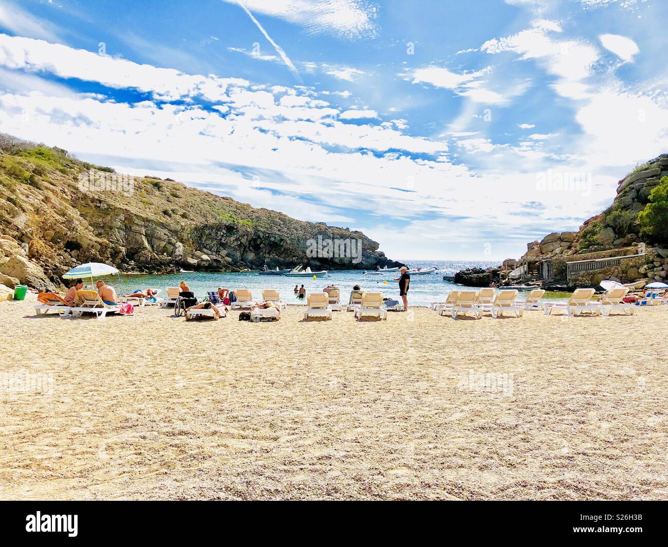 Vue sur plage de Cala carbo, Ibiza, Baléares, Espagne Islsnds Banque D'Images