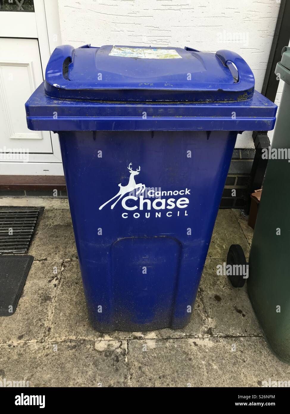 Cannock Chase bleu bac de recyclage Conseil Banque D'Images