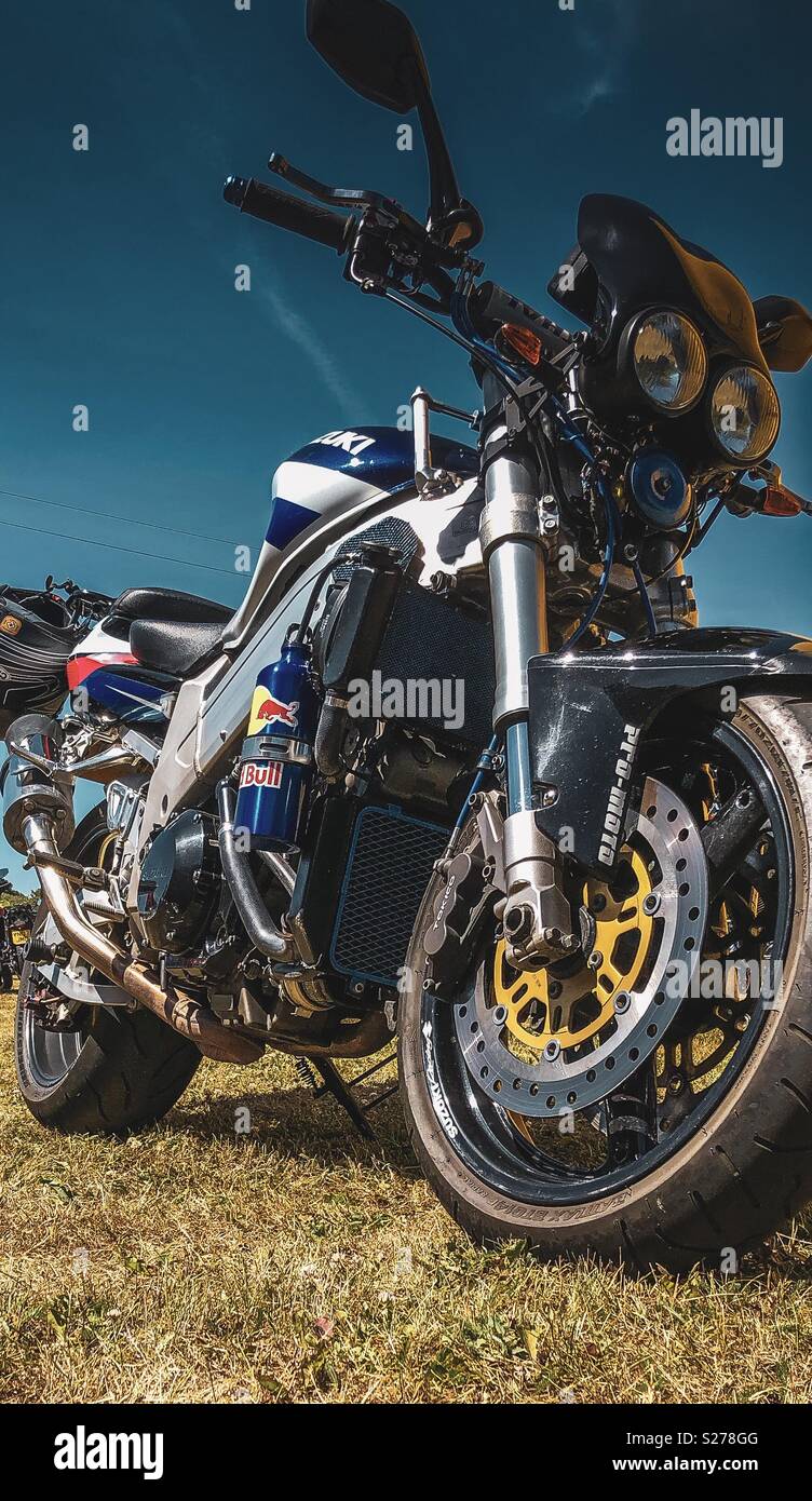 Suzuki bandit motorcycle Banque de photographies et d'images à haute  résolution - Alamy