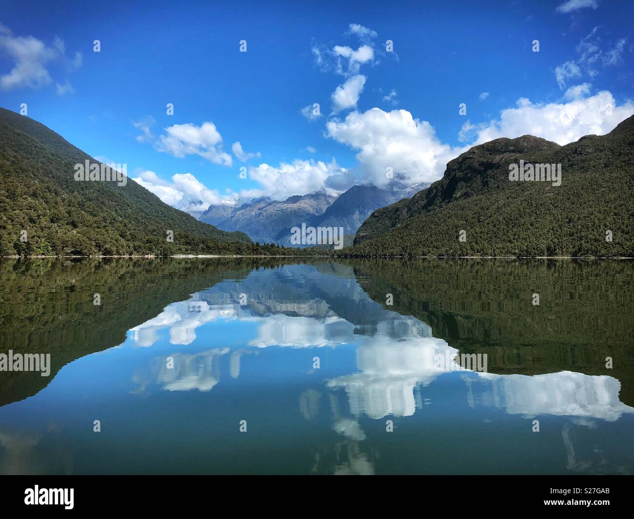 Lac de Nouvelle-Zélande - Image de stock capturée avec un smartphone