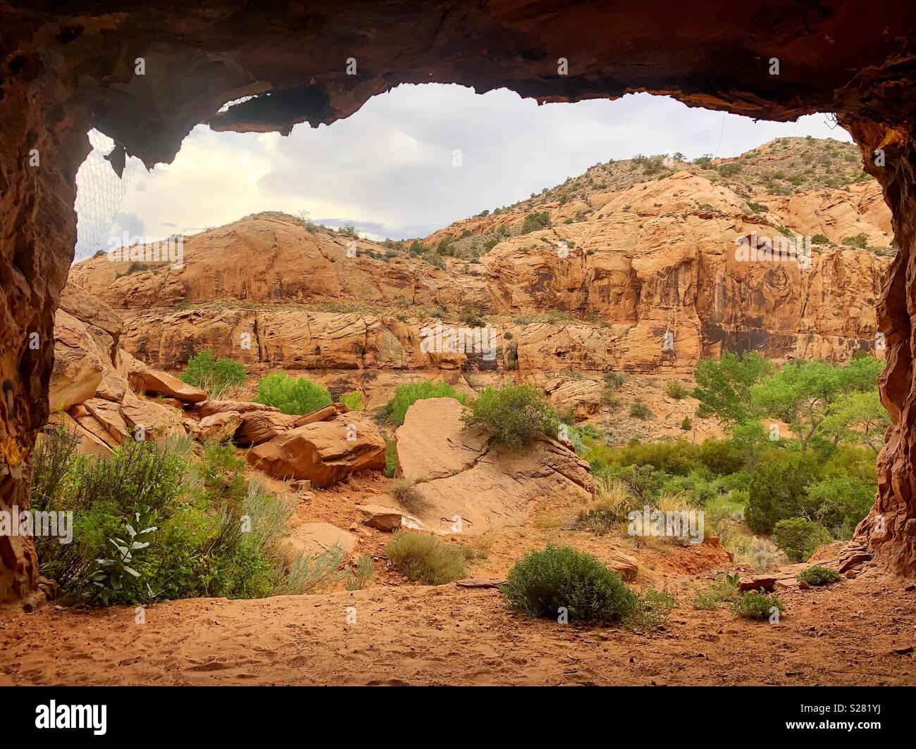 Paysage Desert Cave - Image de stock capturée avec un smartphone