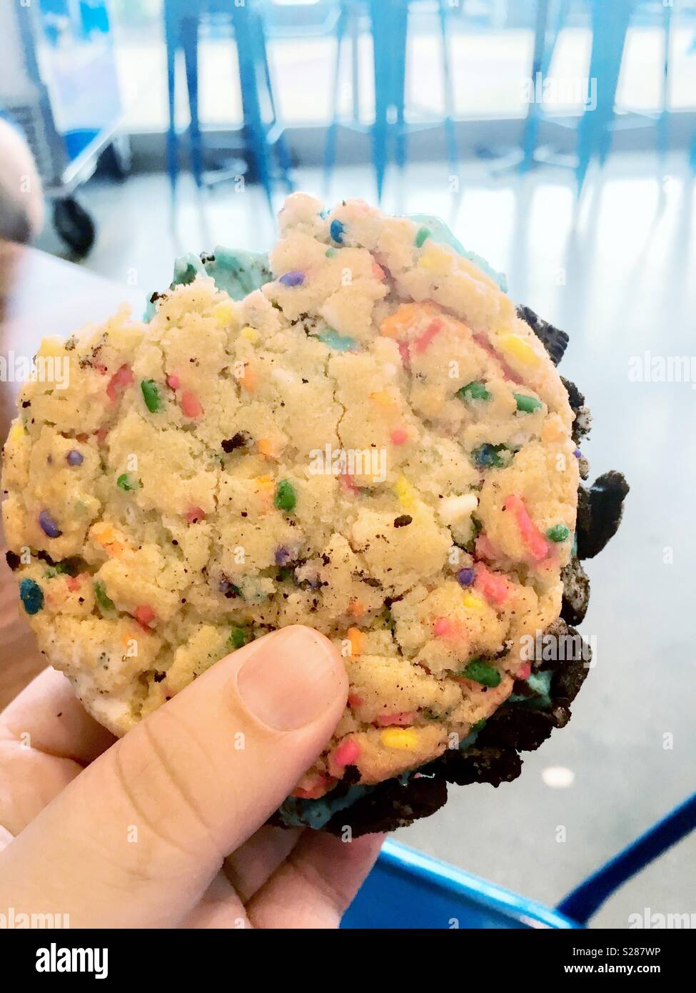 Le ice cream sandwich sandwich roulé au cookie Les cookies Banque D'Images