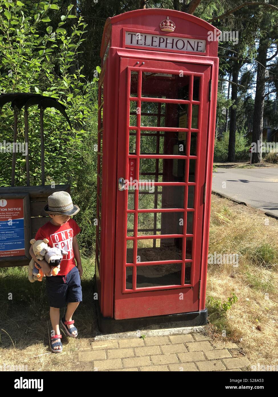 Center Parcs - Woburn téléphone rouge vieux fort de l'été 2018 Banque D'Images