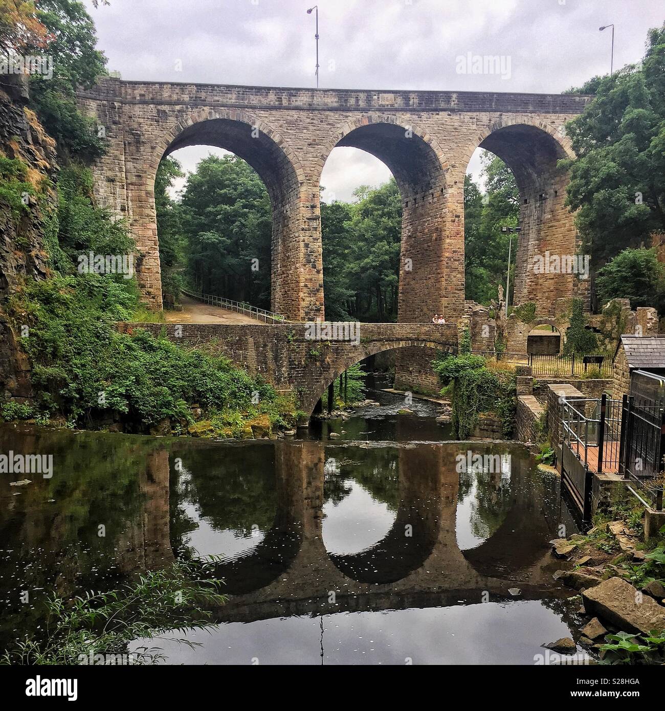 Vallée de Goyt Bridge New Mills Derbyshire UK Banque D'Images