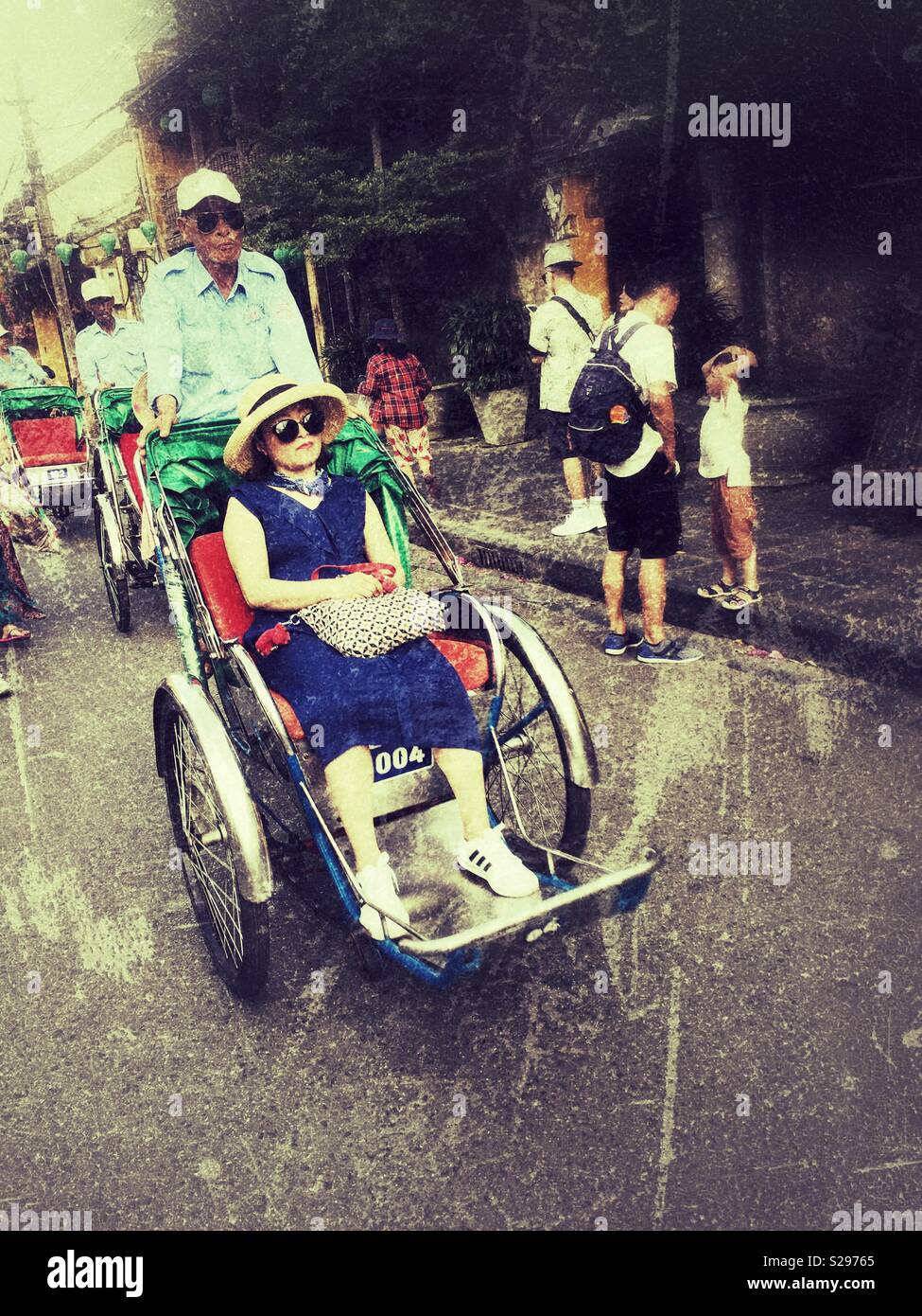 Tourisme à cheval autour d'Asie Hoi An au Vietnam - Image de stock capturée avec un smartphone