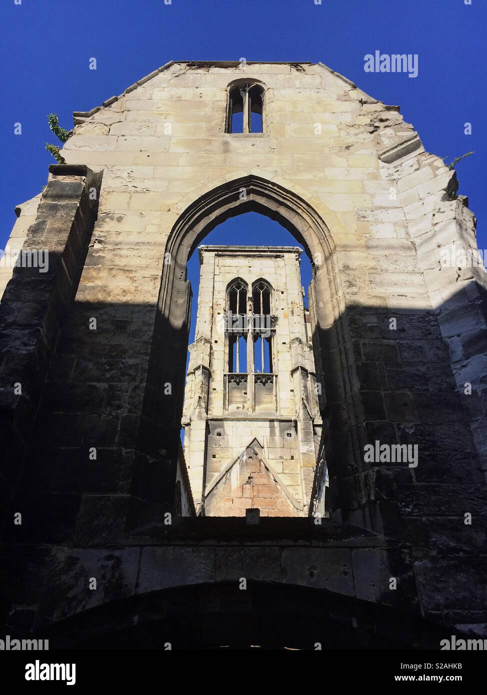 L'église Saint-Pierre-du-Châtel ; church ruins à Rouen, Normandie, France Banque D'Images