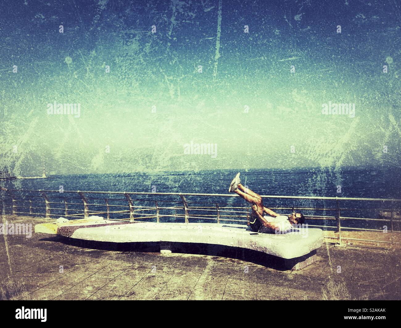 L'homme de faire du sport le matin à Beyrouth Liban front Banque D'Images