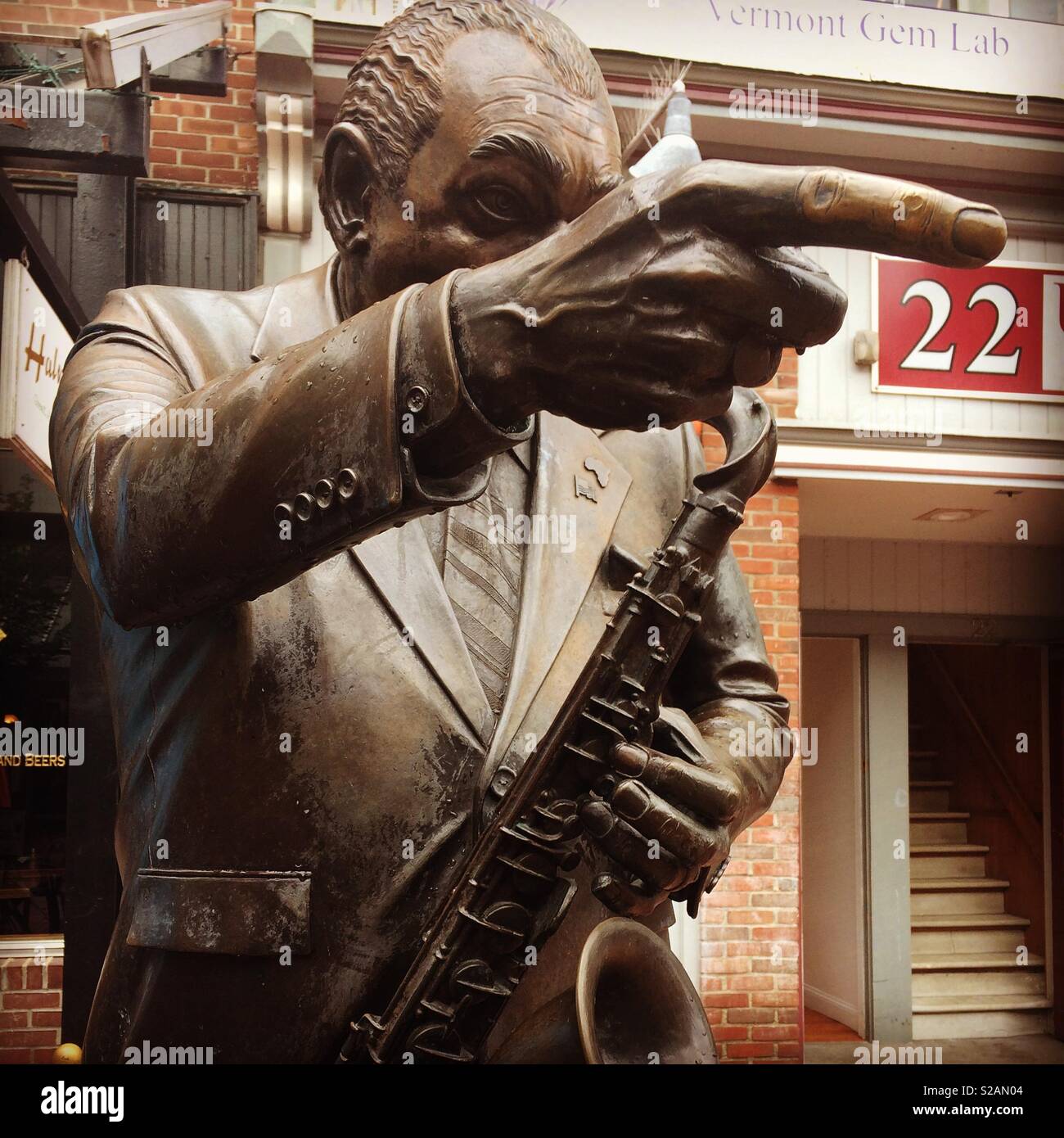 Le "gros" Joe Burrell statue, Church Street Marketplace, Burlington, Vermont, United States Banque D'Images