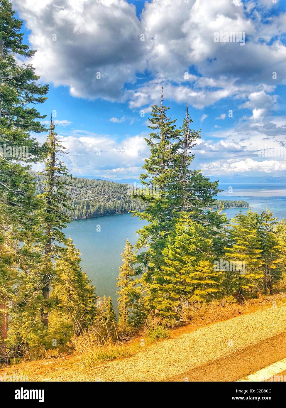 Lake Tahoe en Californie en mai Banque D'Images