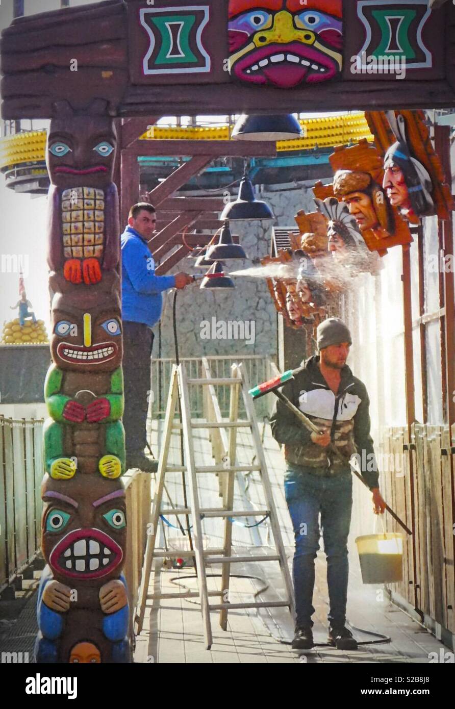 Préparation de festival. - Image de stock capturée avec un smartphone