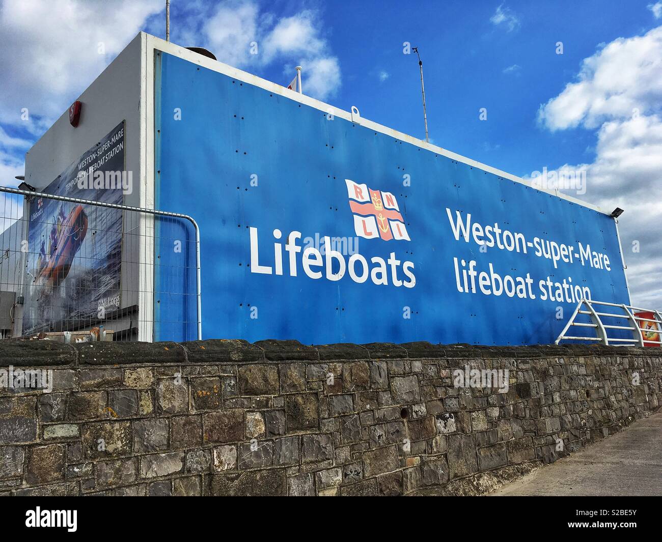 La station de sauvetage à Weston-super-Mare, UK - Image de stock capturée avec un smartphone