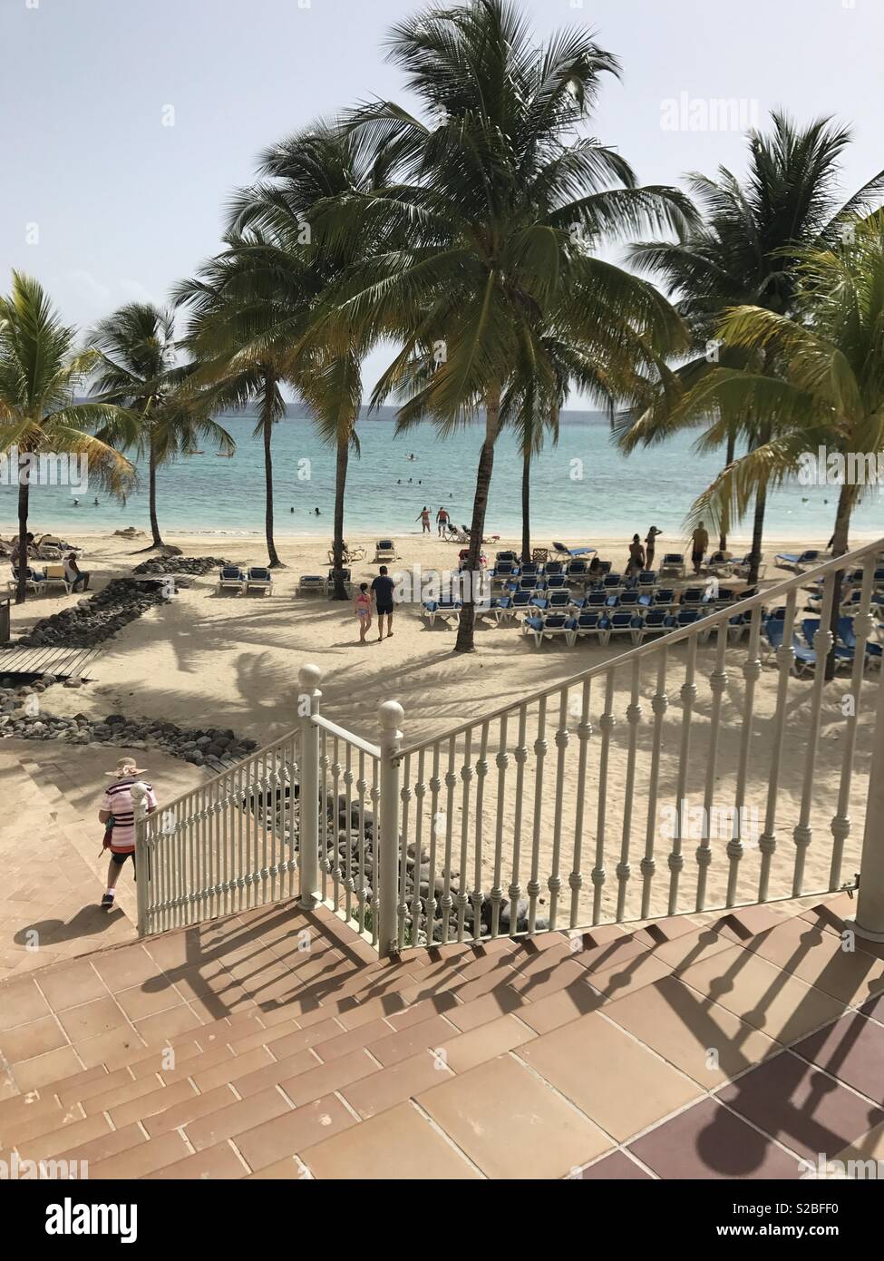 Vue sur la plage, Ocho Rios, Jamaïque Banque D'Images